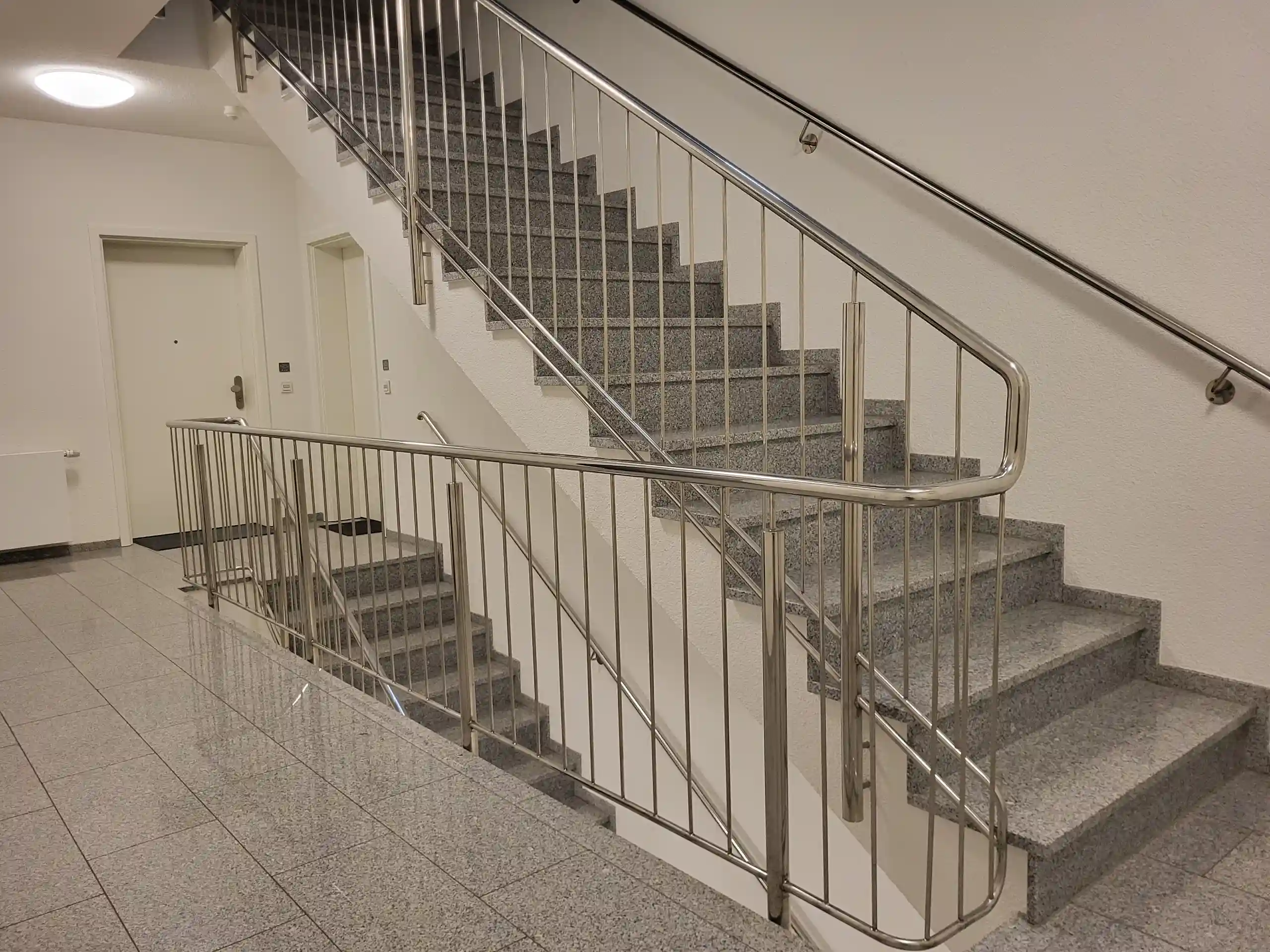 Eine Treppe aus Granit