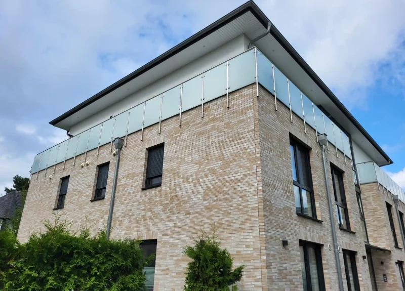 Mehrfamilienhaus mit Klinkerfassade