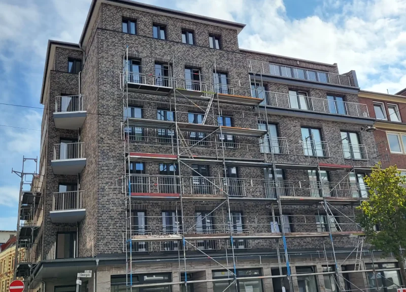 Mehrfamilienhaus mit Klinkerfassade